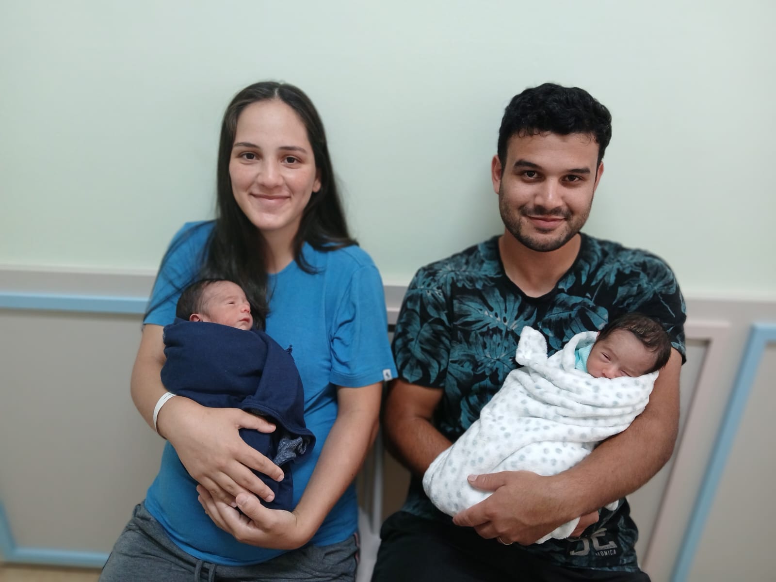 Gêmeos deixam Hospital São José nesta sexta-feira