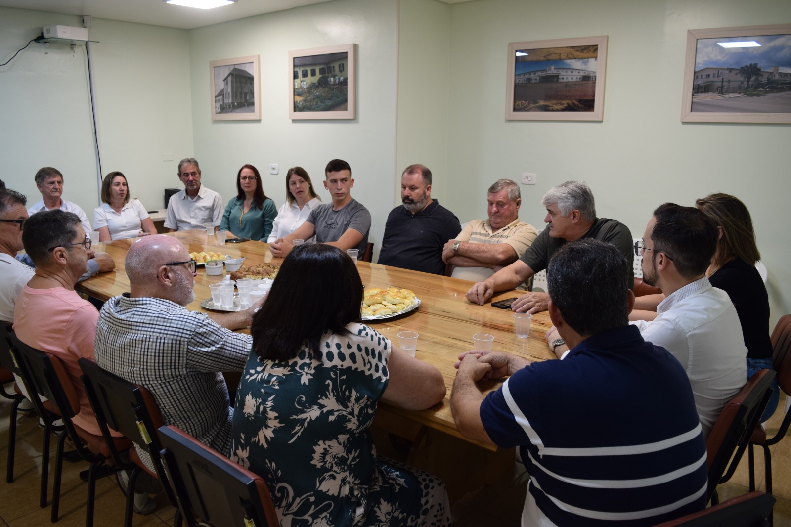 Em prol da comunidade: Administração municipal, Presidentes dos Partidos PP, PSDB, União Brasil e PSD junto com os vereadores da bancada unem forças para ajudar o Hospital São José.