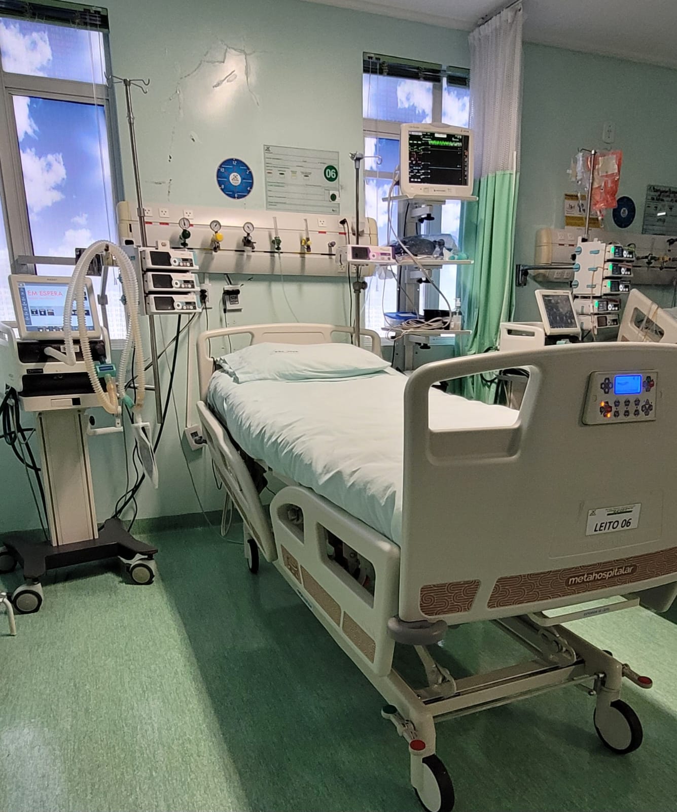 Unidade de Terapia Intensiva (UTI) do HSJ comemora 14 anos de história