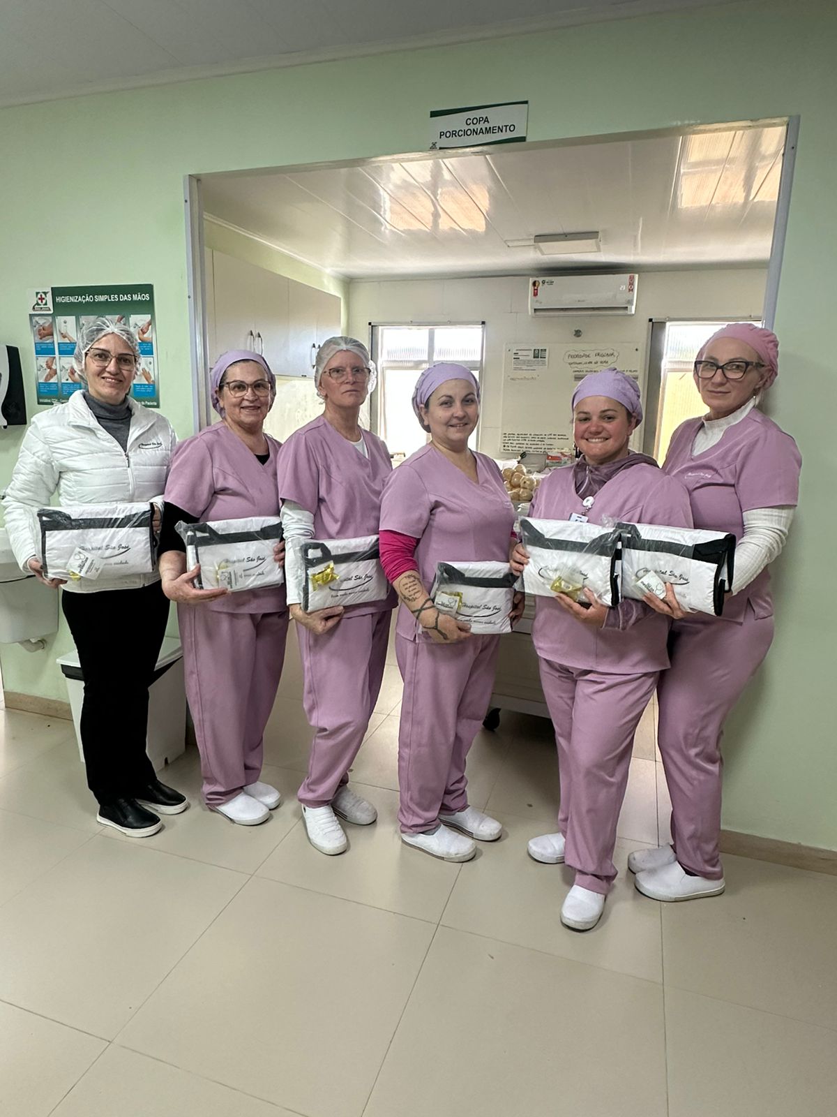 Semana da Enfermagem no Hospital São José: Nosso reconhecimento a quem salva vidas!