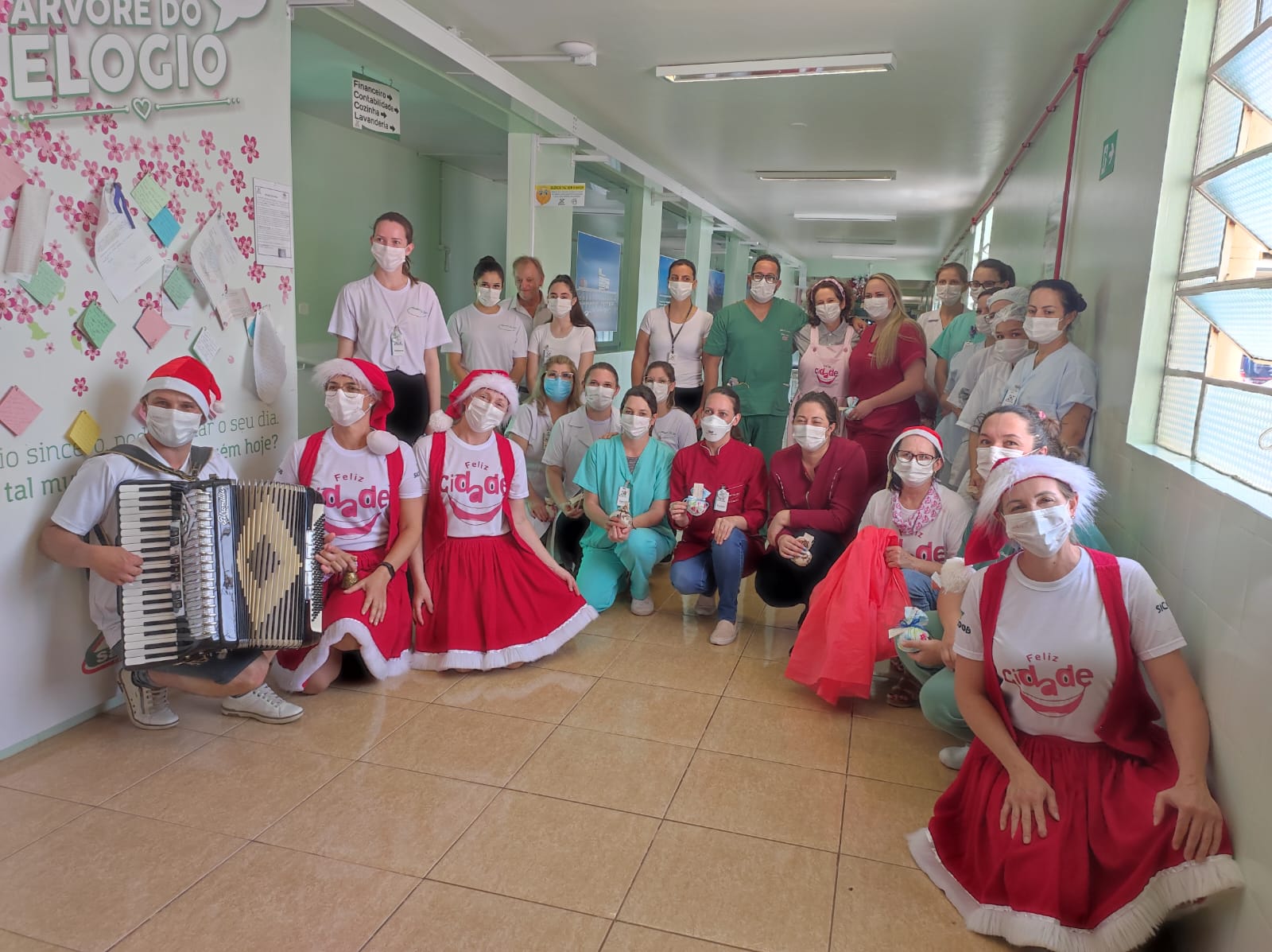 Hospital recebe projeto FelizCidade com mensagens de conforto para os pacientes