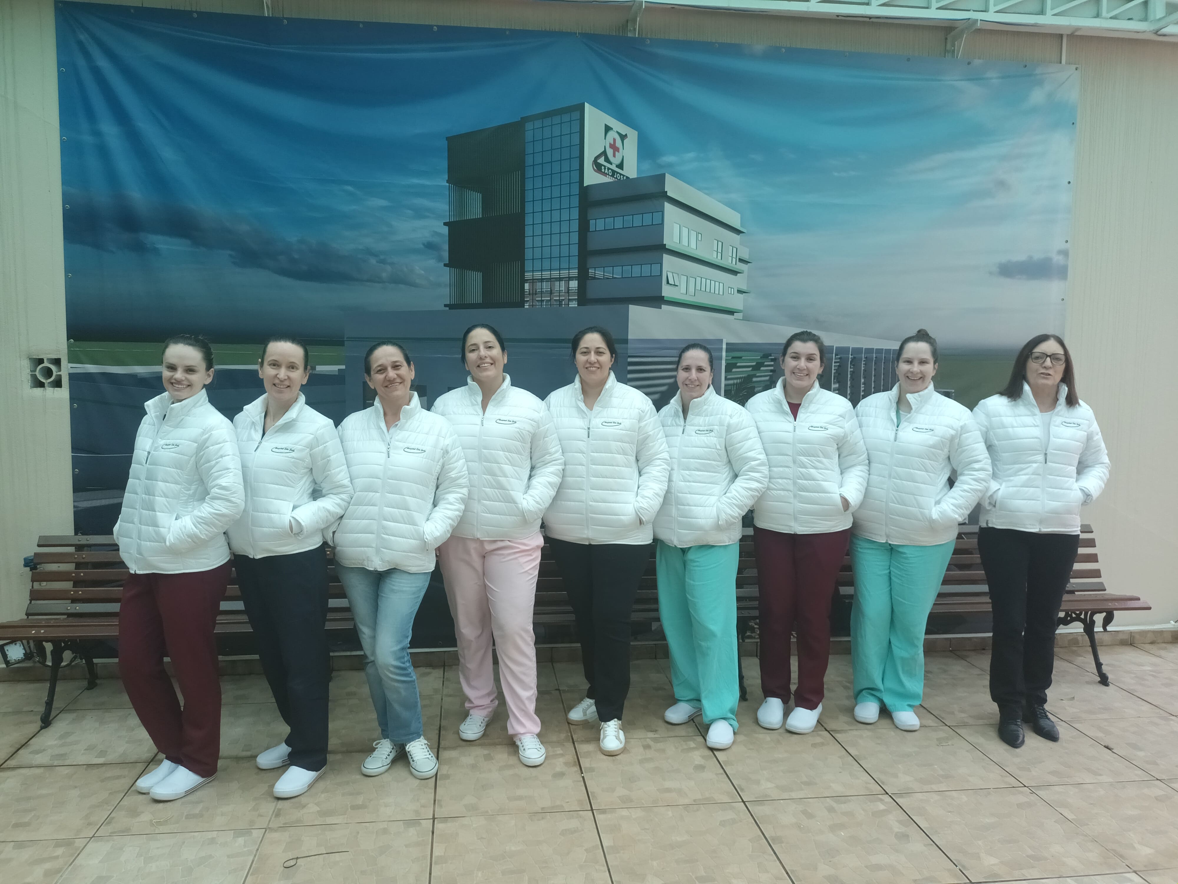 HOSPITAL SÃO JOSÉ ENTREGA NOVAS JAQUETAS
